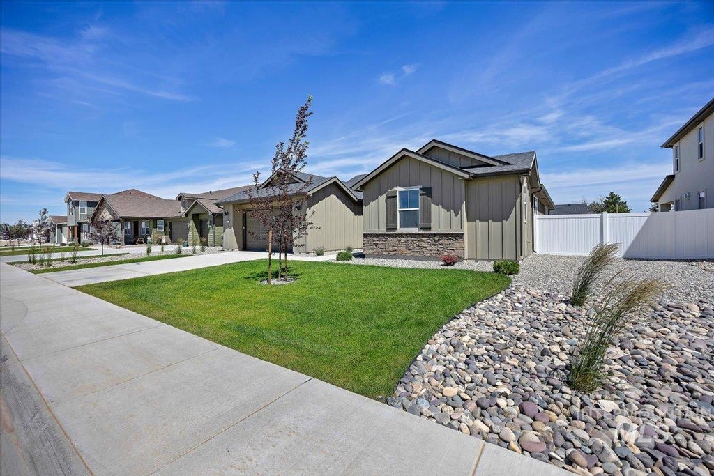 Photo of 322 Maxine Lane West #Homesite 210, Kimberly, ID 83341 (MLS # 99001280)