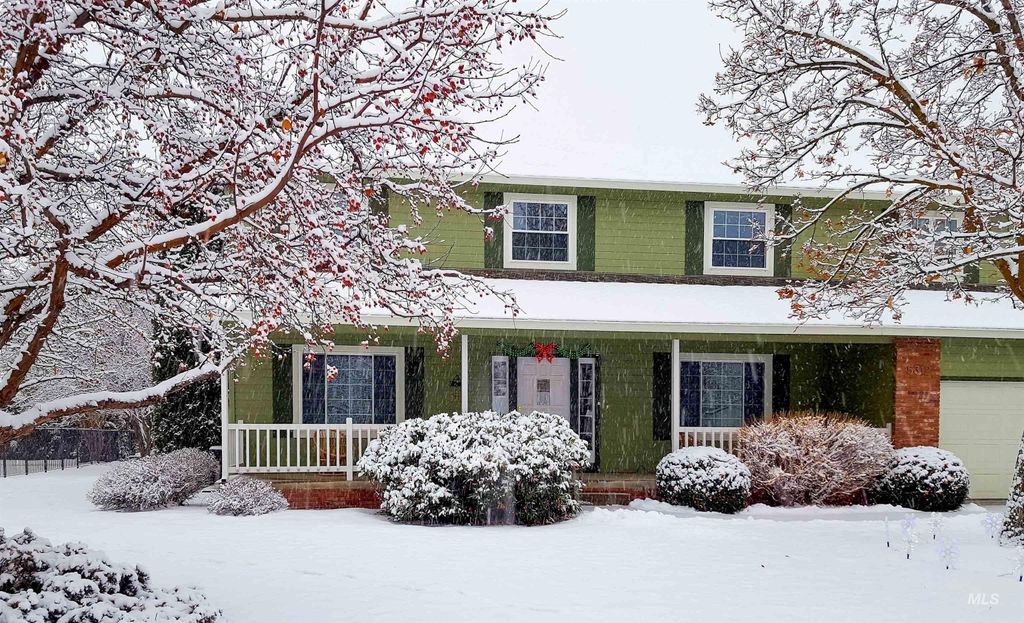 Photo of 5312 N Hickory Tree Way, Boise, ID 83713 (MLS # 98975081)