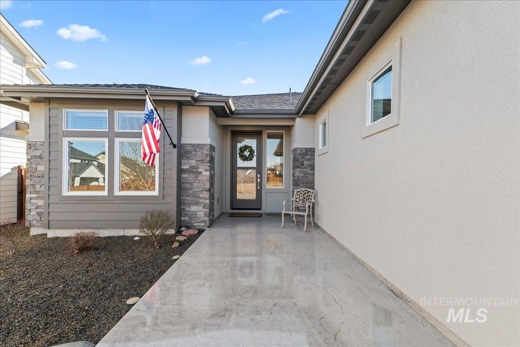 Photo of 2500 S S Pelion Way, Nampa, ID 83686 (MLS # 98976199)