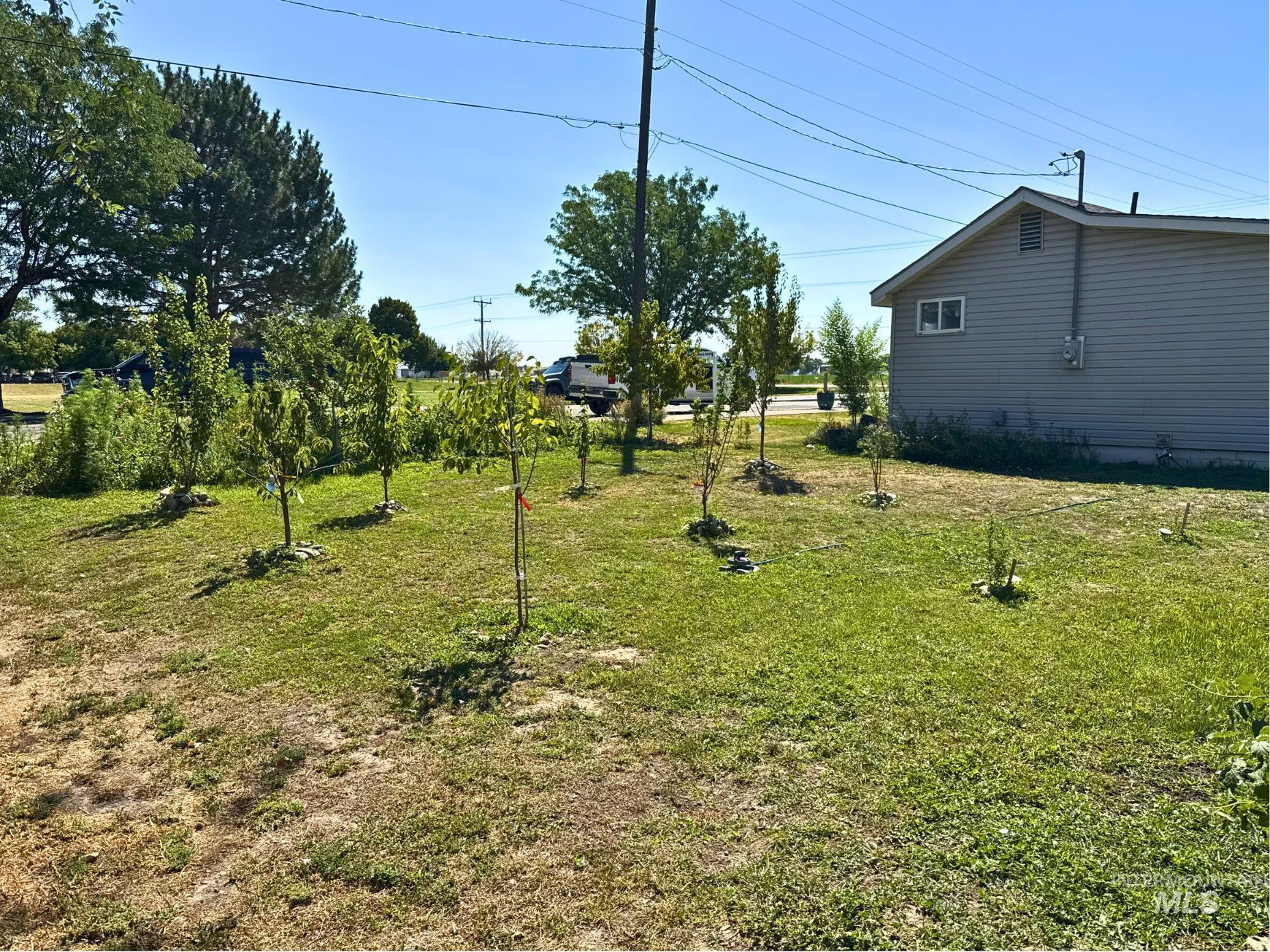 595 S 14th E