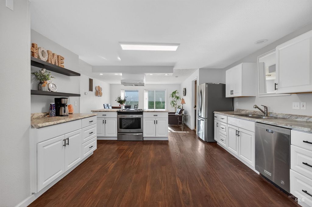 Photo of 1471 16th Avenue, Clarkston, ID 83501 (MLS # 98972971)