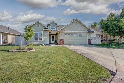 Photo of 2545 NE 15th Ave, Payette, ID 83661 (MLS # 98987644)