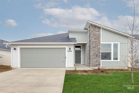 Photo of 1668 W Unforgettable St, Meridian, ID 83642 (MLS # 98968183)