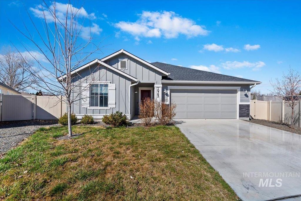 Photo of 10762 W Camas St, Boise, ID 83709 (MLS # 98977234)