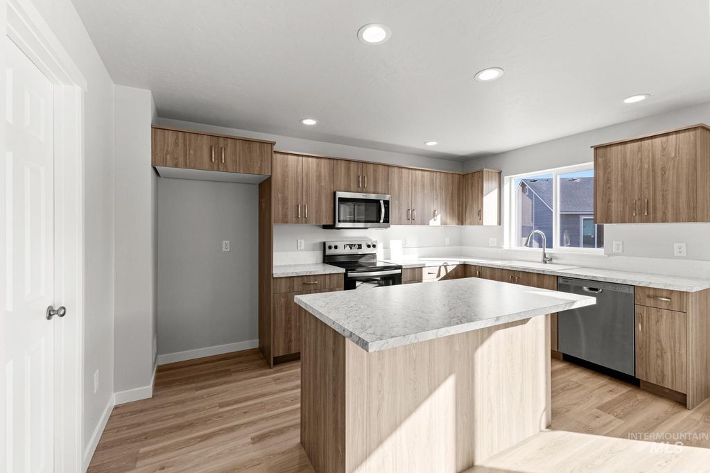 Photo of 1715 N Birch St, Jerome, ID 83338 (MLS # 98976248)