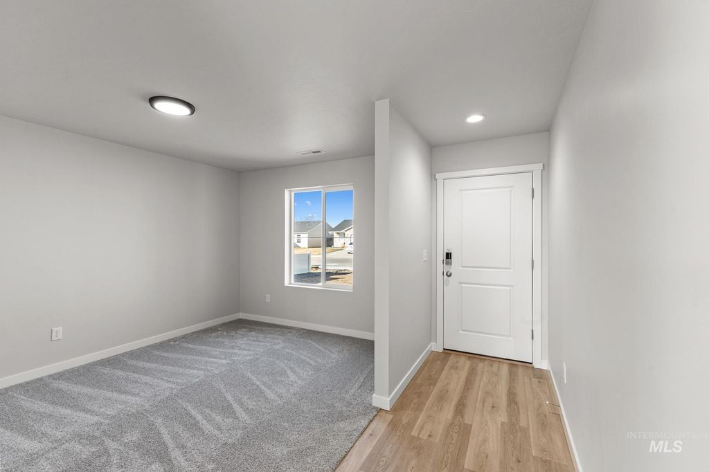 Photo of 1715 N Birch St, Jerome, ID 83338 (MLS # 98976248)