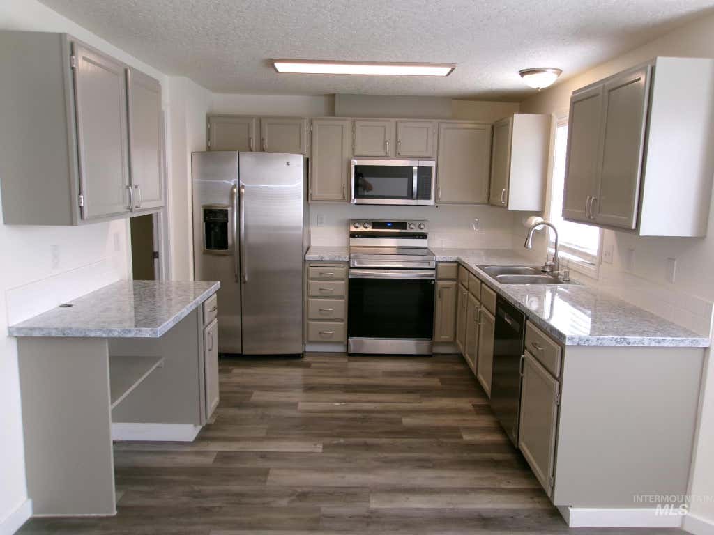 Photo of 2807 Laurel Way, Nampa, ID 83686 (MLS # 98998164)