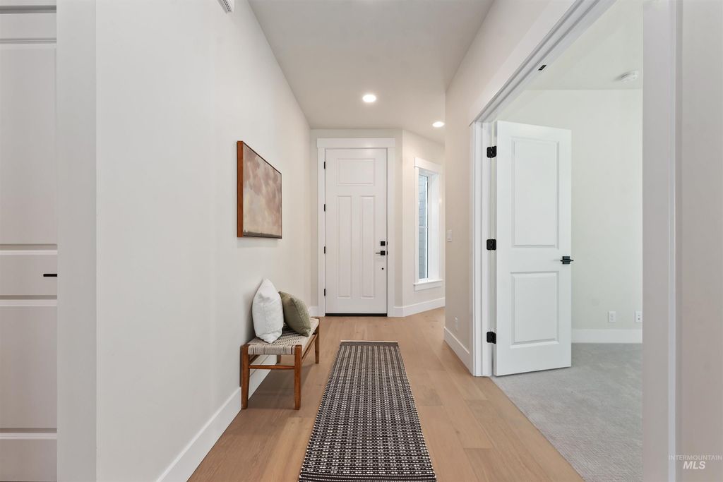 Photo of 6533 S Evie Way, Eagle, ID 83629 (MLS # 98957075)