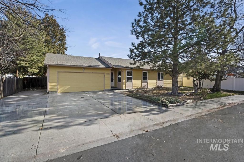 Photo of 7091 W Limelight St, Boise, ID 83714 (MLS # 98973910)
