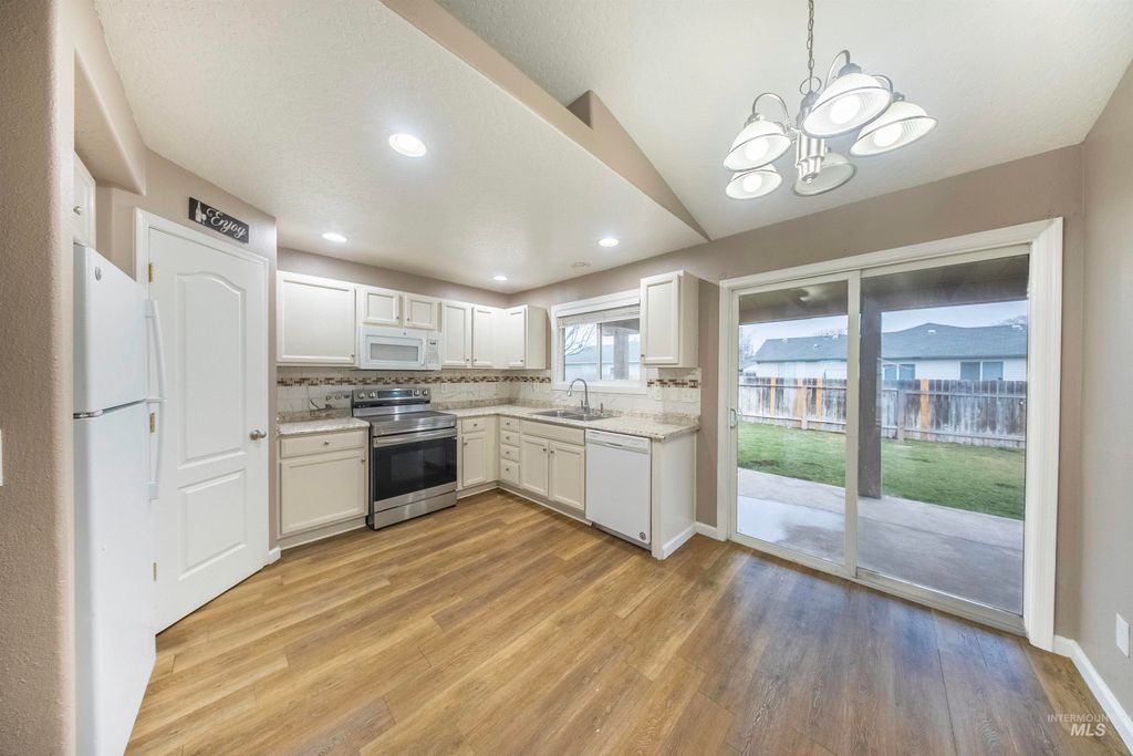 Photo of 3808 Pierre Ave, Caldwell, ID 83605 (MLS # 98972453)