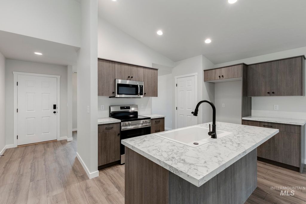 Photo of 16686 N Shorthorn Lp, Nampa, ID 83651 (MLS # 98985558)