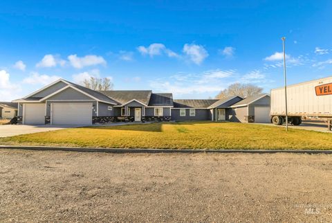 Photo of 401 Elm Street, Rupert, ID 83350 (MLS # 98978411)