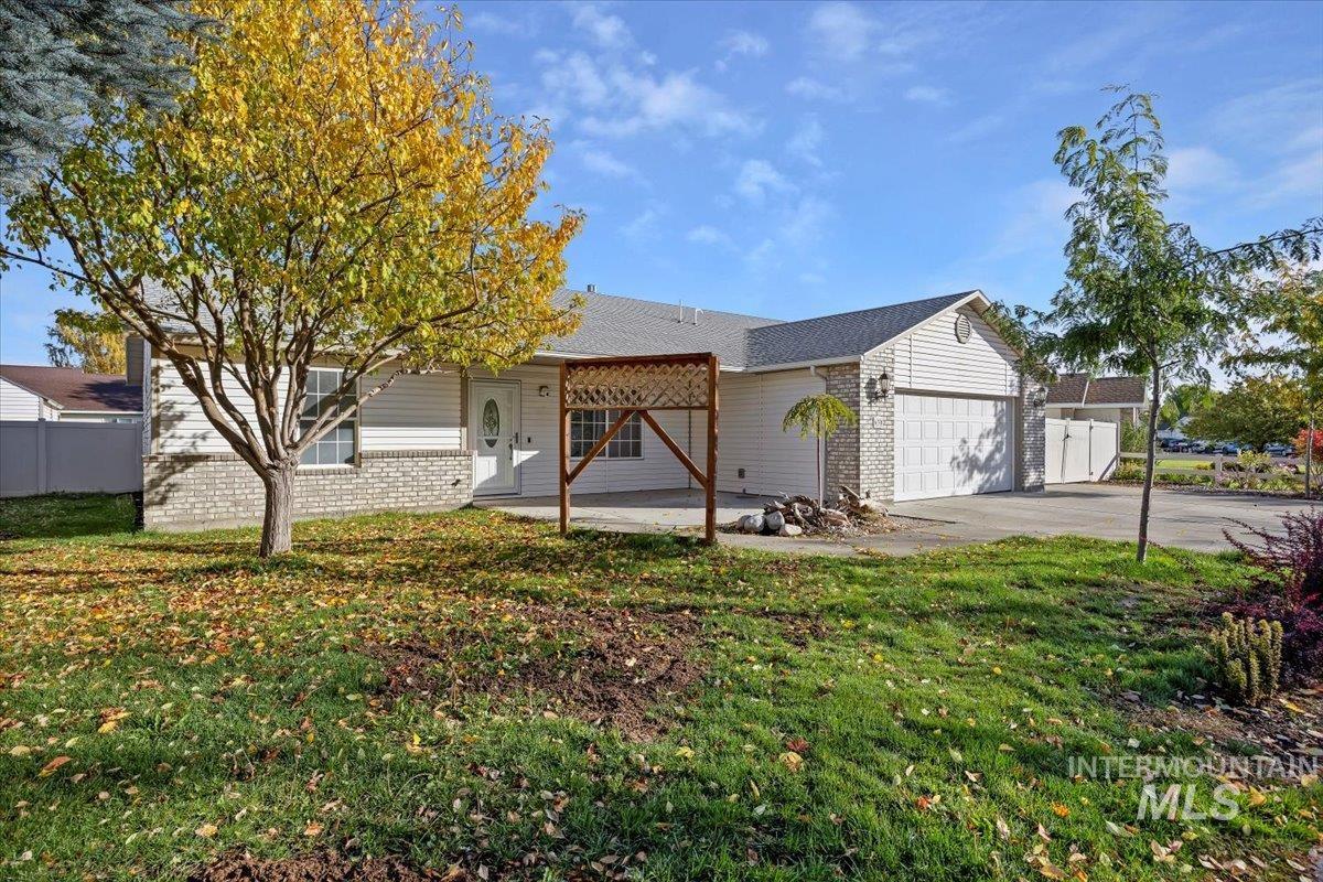 630 North Pointe Dr