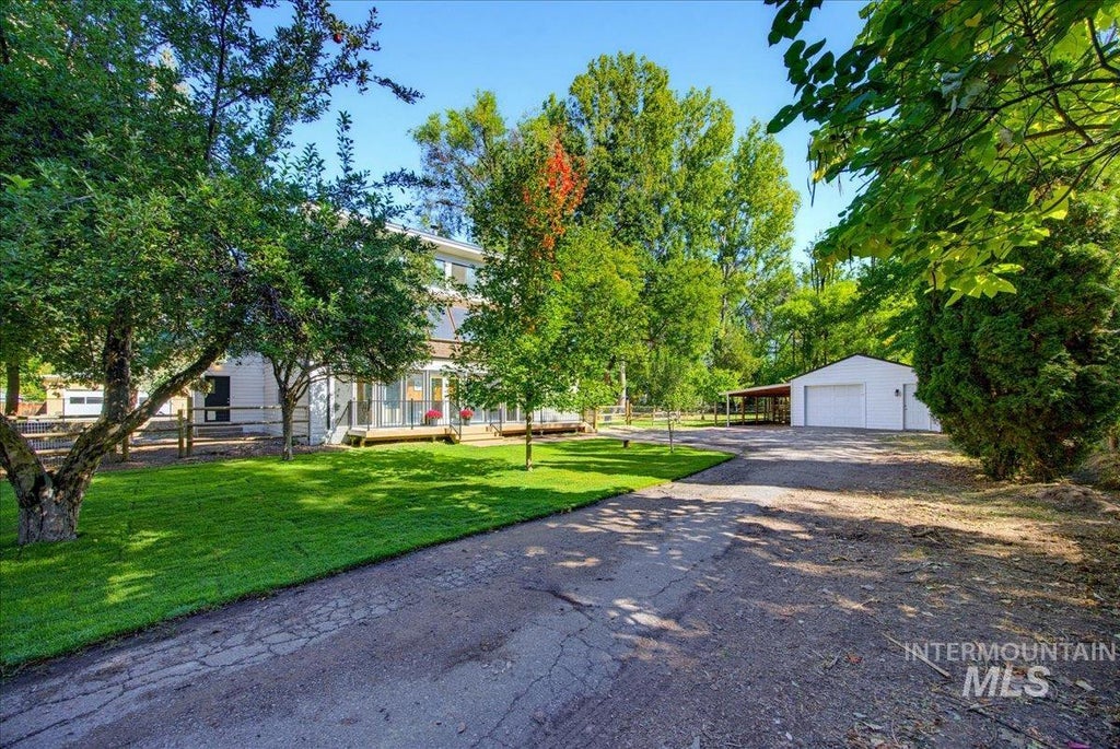 Photo of 3718 N Collister Dr, Boise, ID 83703 (MLS # 99002664)