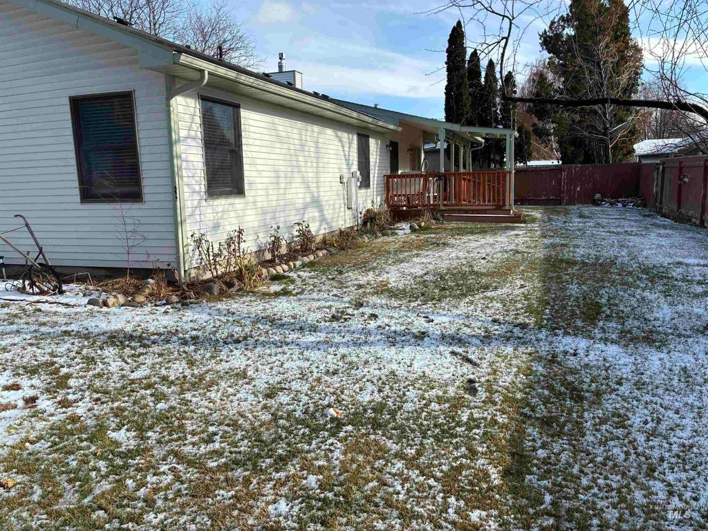 Photo of 745 Hiawatha Way, Twin Falls, ID 83301 (MLS # 98973107)