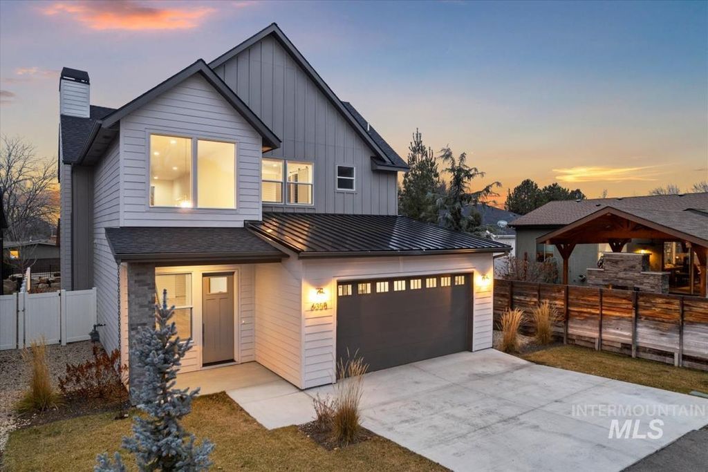 Photo of 6358 W Tobi Ln, Boise, ID 83714 (MLS # 98972865)