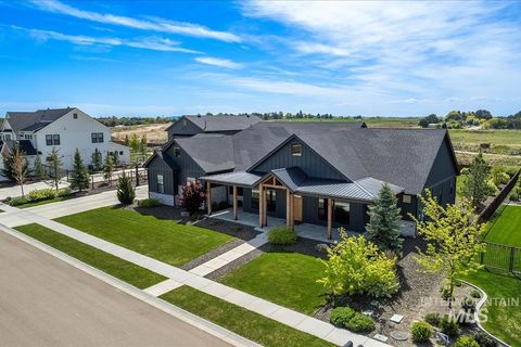 Photo of 1521 W Kamet Ct, Nampa, ID 83686 (MLS # 98983684)
