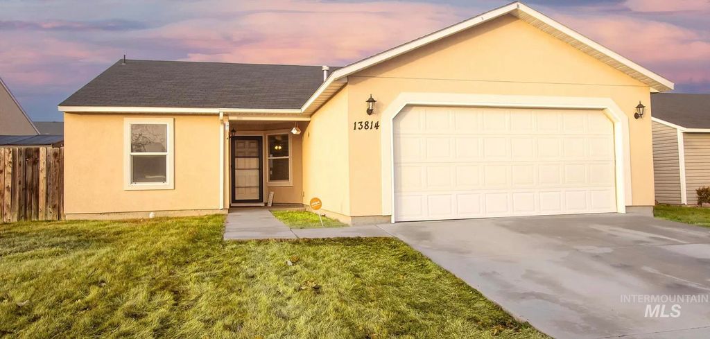 Photo of 13814 Judson St, Caldwell, ID 83607 (MLS # 98983064)