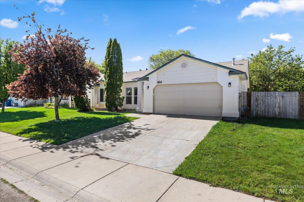 Photo of 534 W. Mulberry Loop, Nampa, ID 83686 (MLS # 98988730)