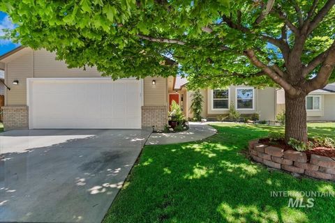 Photo of 5958 S Sweet Gum Way, Boise, ID 83716 (MLS # 98991237)