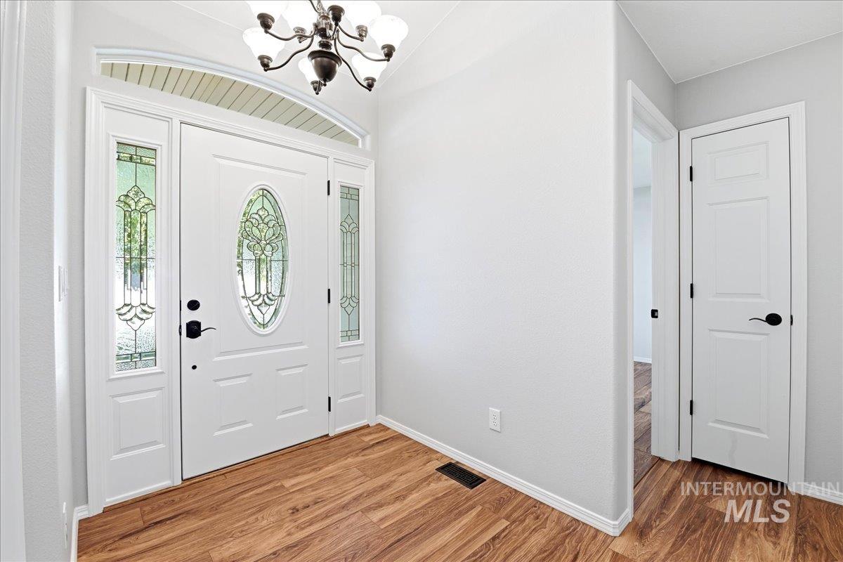 920 N Ashford Ln.