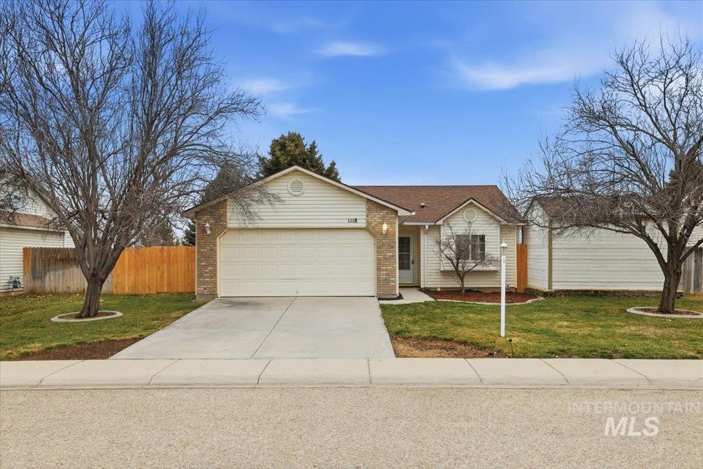Photo of 1118 W Teton Ave, Nampa, ID 83686 (MLS # 98972636)