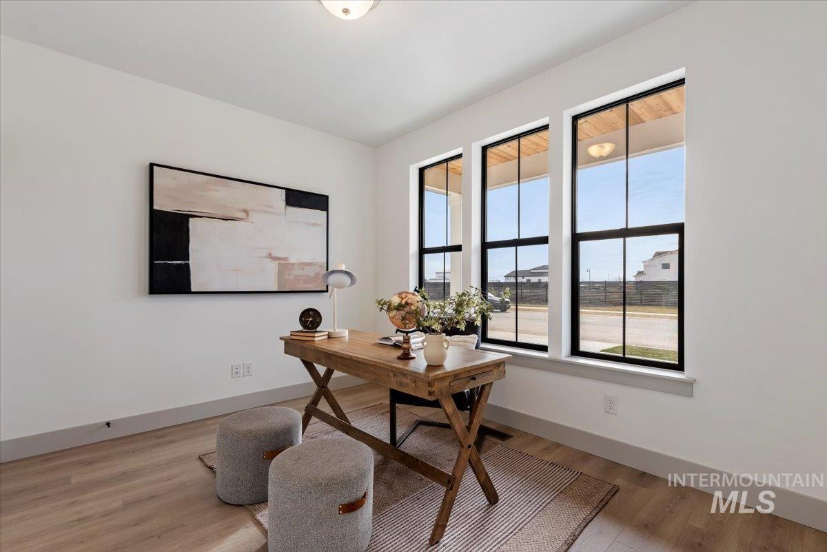 7580 W Old School St