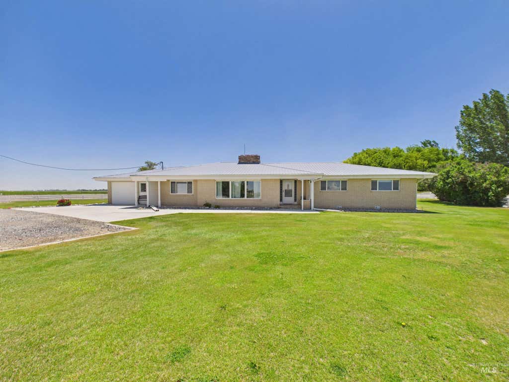 Photo of 253 N 700 West, Paul, ID 83347 (MLS # 98991037)