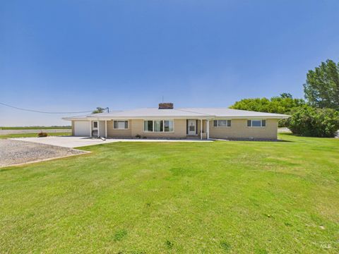 Photo of 253 N 700 West, Paul, ID 83347 (MLS # 98991037)