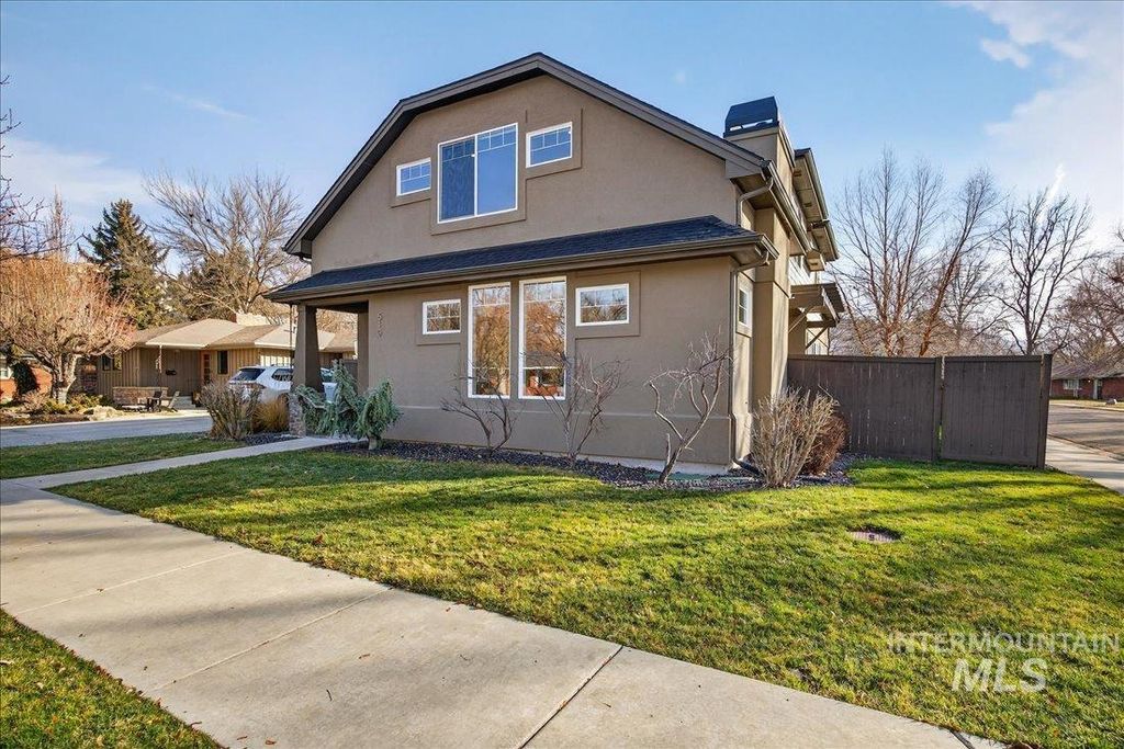 Photo of 510 N Coston St, Boise, ID 83712 (MLS # 98971958)
