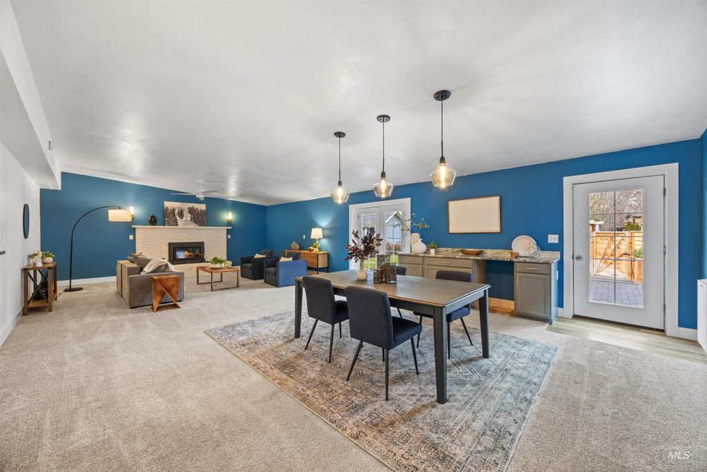 Photo of 916 E Mckinley Street, Boise, ID 83712 (MLS # 98975072)