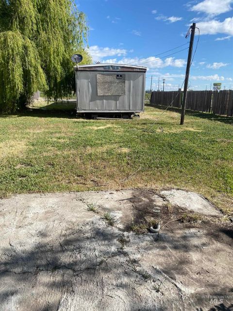 Photo of 1477 E 35th St, Heyburn, ID 83336 (MLS # 98954023)