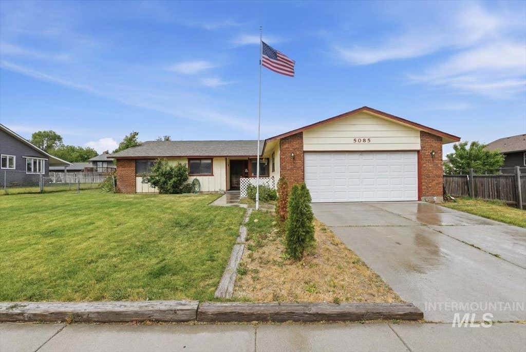 Photo of 5085 S Council Bluff Way, Boise, ID 83716 (MLS # 98996406)