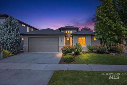 3381 S Island Fox Ave – Investment Home
