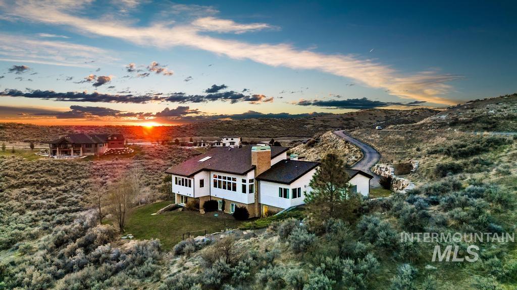 4336 N Star Vista Ln.