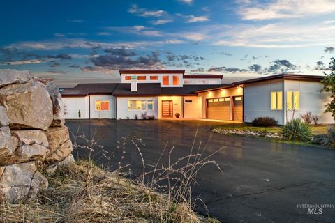 4336 N Star Vista Ln. Eagle ID 83616