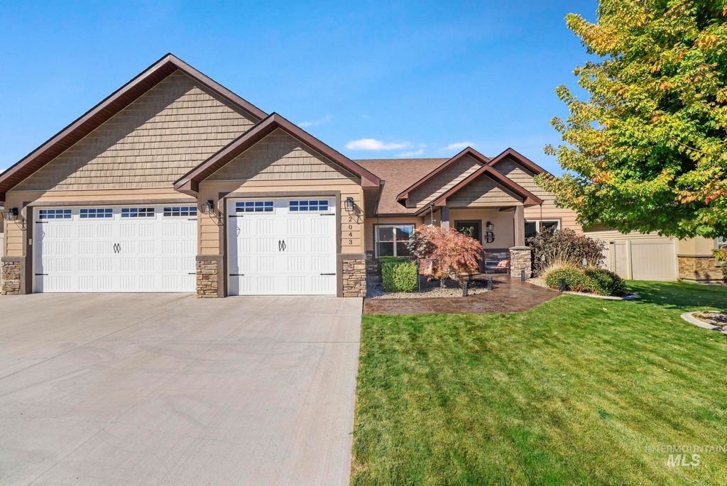 Photo of 2043 Prospector Way, Twin Falls, ID 83301 (MLS # 98962783)