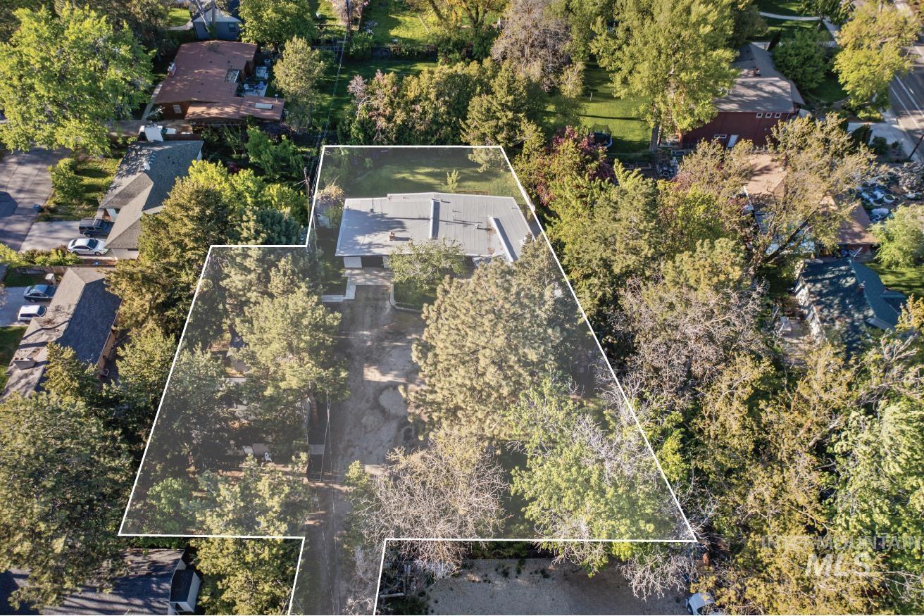 1503 S Nelson Pl.