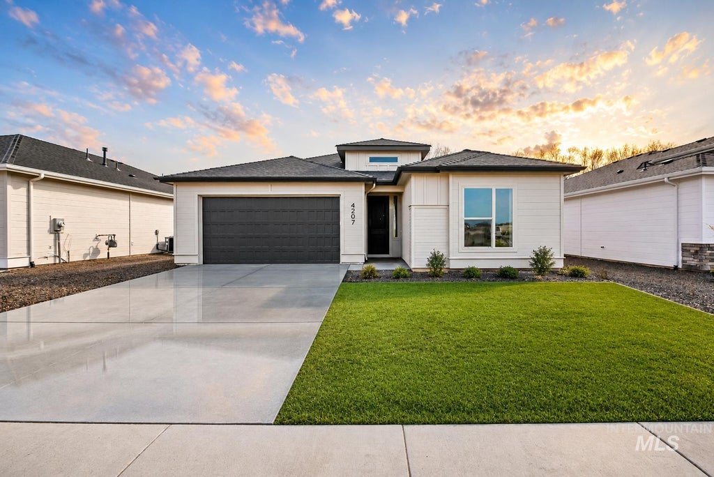 Photo of 4409 Tropic Way, Caldwell, ID 83607 (MLS # 99005167)