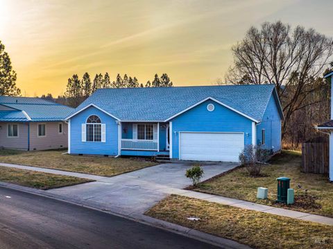 1707 E 6th St. Moscow ID 83843