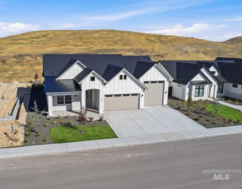 Photo of 5394 W Haughburn Dr, Eagle, ID 83616 (MLS # 98970267)