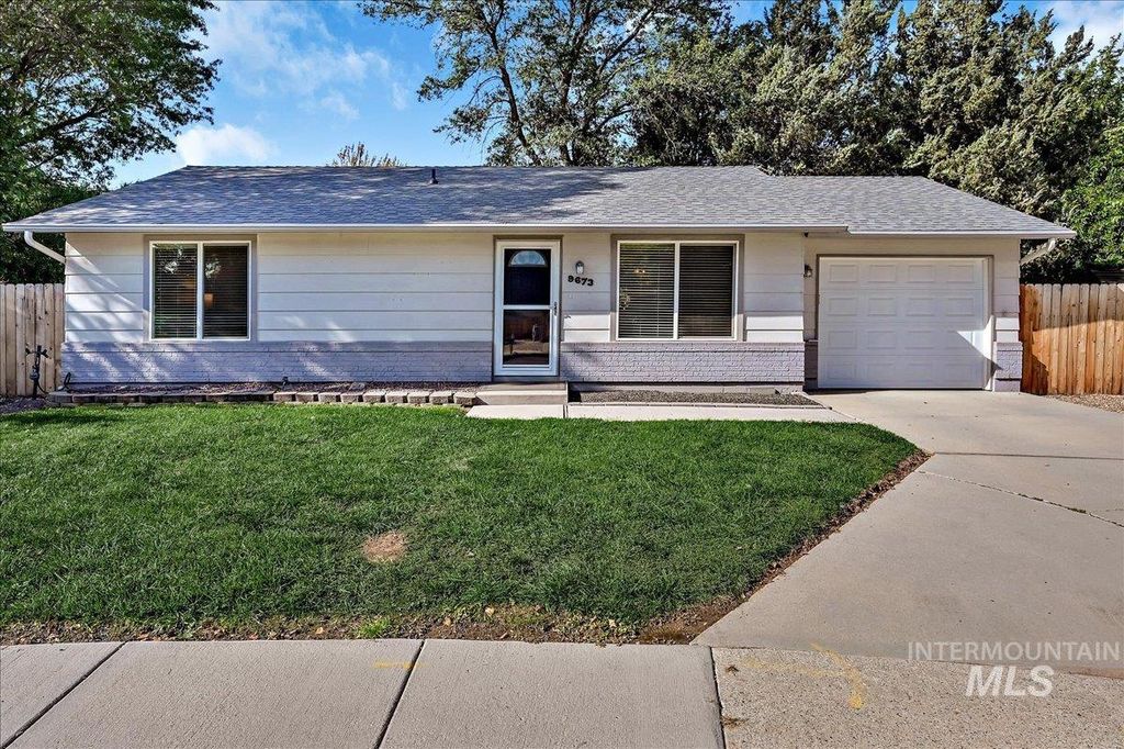 Photo of 9673 W Pattie Court, Boise, ID 83704 (MLS # 98963813)