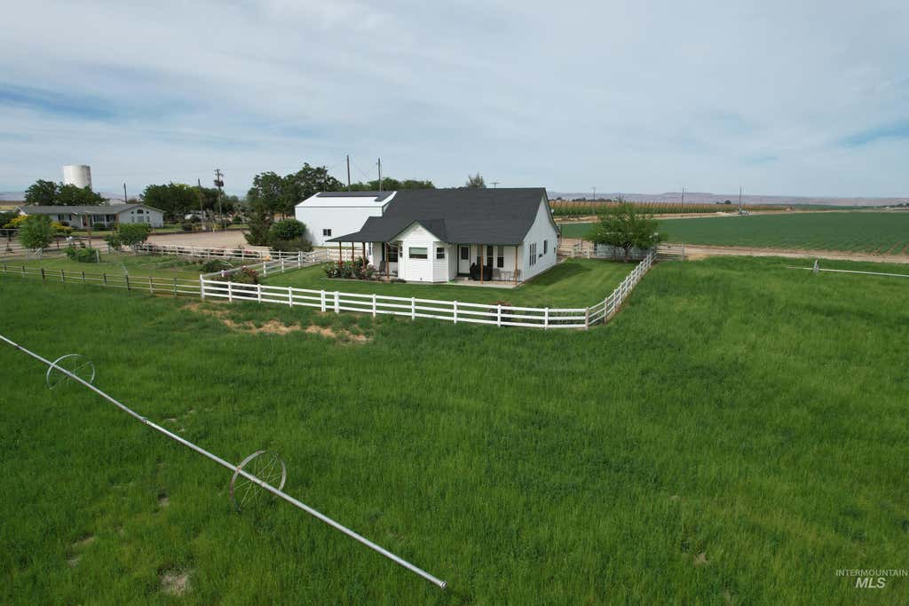 Photo of 27110 Hatch Lane, Parma, ID 83660 (MLS # 98994843)
