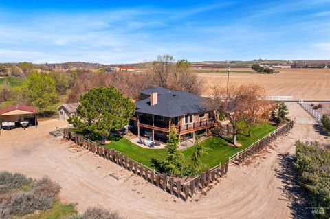 Photo of 20796 Lowell Road, Caldwell, ID 83607 (MLS # 98979582)