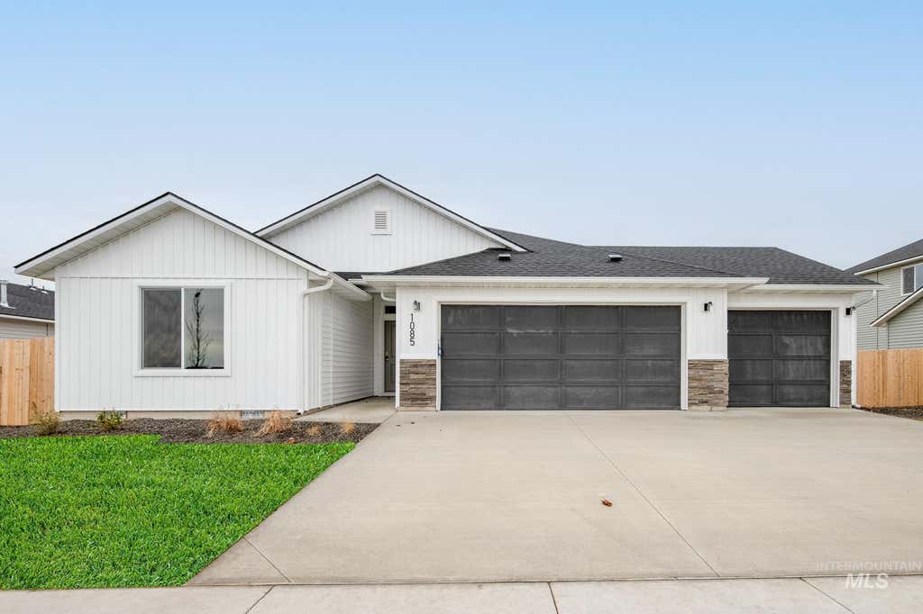 Photo of 1085 Grass Pond Ave, Middleton, ID 83644 (MLS # 98994779)