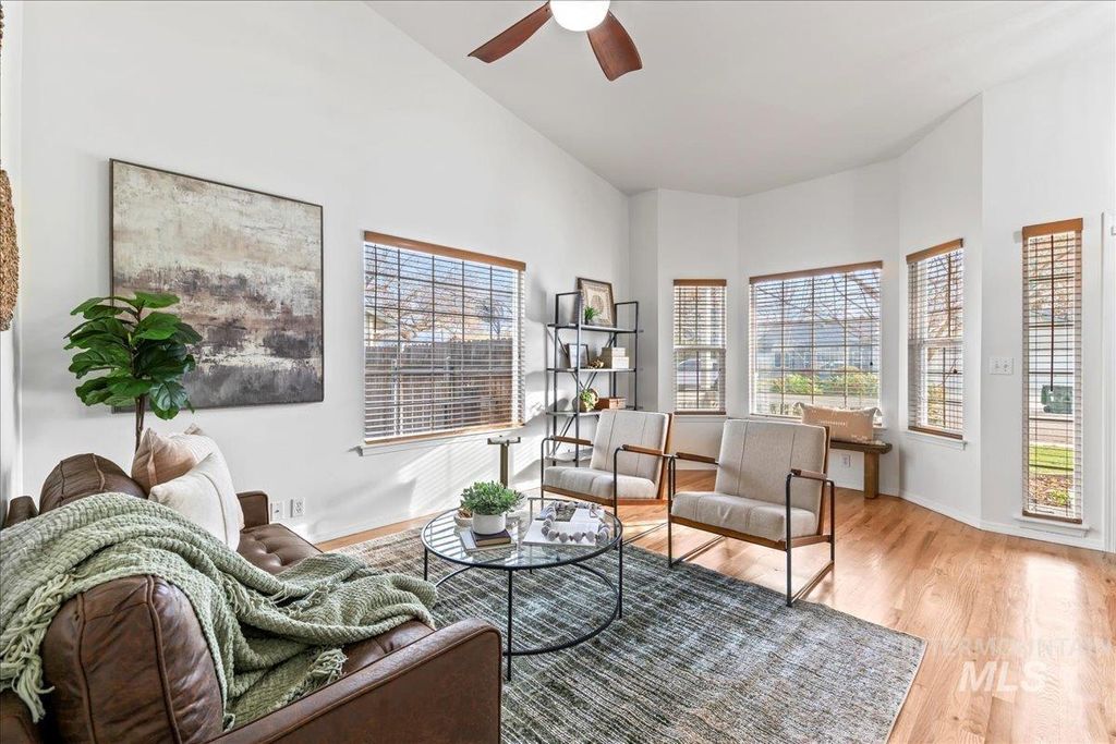 Photo of 2628 W Leonard St, Meridian, ID 83642 (MLS # 98968697)