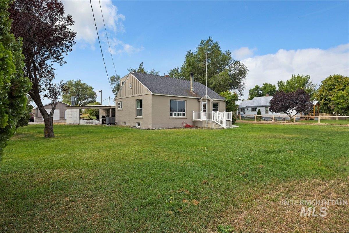 1235 South Park Ave W