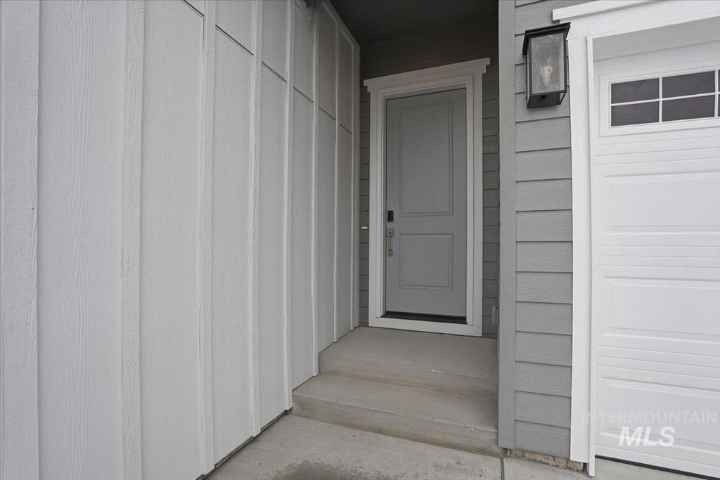 Photo of 1301 White Cliffs St, Middleton, ID 83644 (MLS # 98973364)