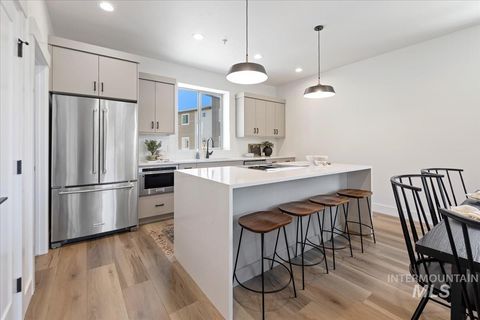 1717 S Federal Way Boise ID 83705