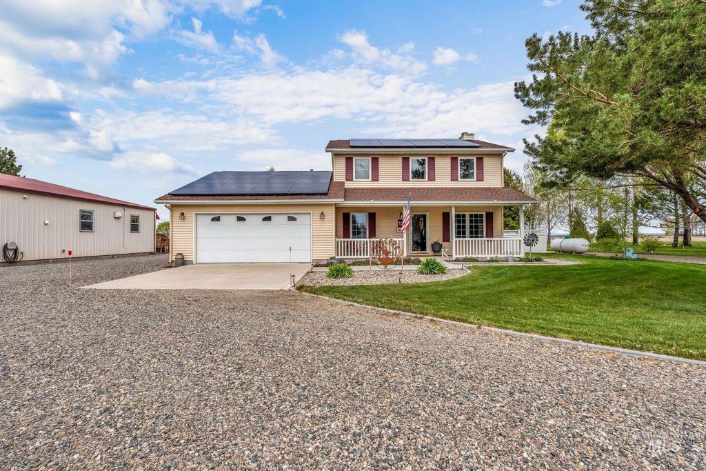 Photo of 12 Huyser Dr, Shoshone, ID 83352 (MLS # 98984963)